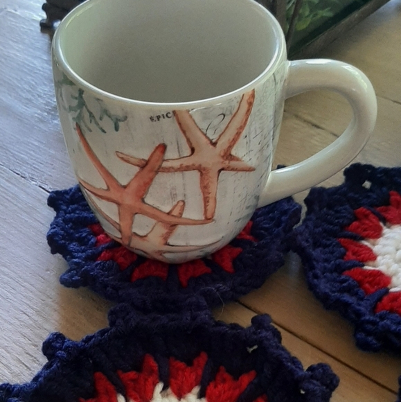 Patriotic crochet coasters - Picture 2 of 3